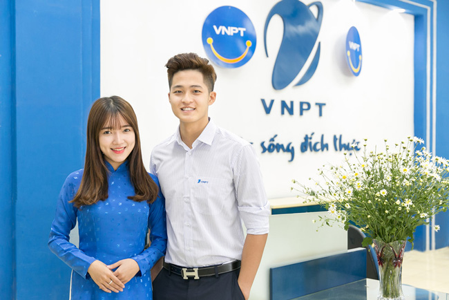 2 người nhân viên của VNPT