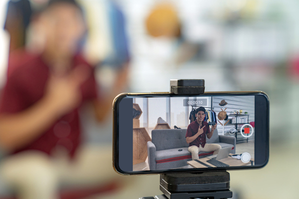 Internet trực tiếp giúp livestream diễn ra một cách chuyên nghiệp