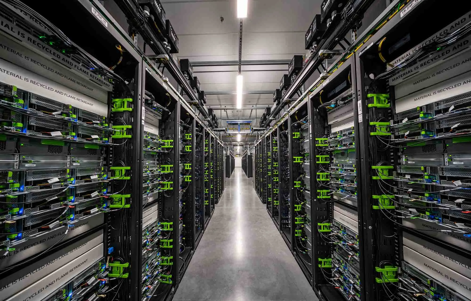Server Cluster là kiến trúc công nghệ nền tảng