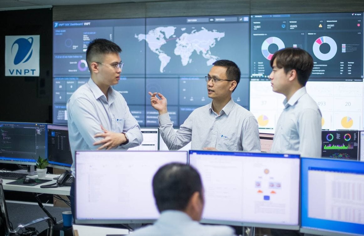VNPT Managed Firewall giúp doanh nghiệp thuê và quản trị hệ thống tường lửa chuyên nghiệp bởi đội ngũ chuyên gia VNPT